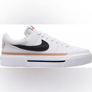 Women’s Nike Court Legacy Lift